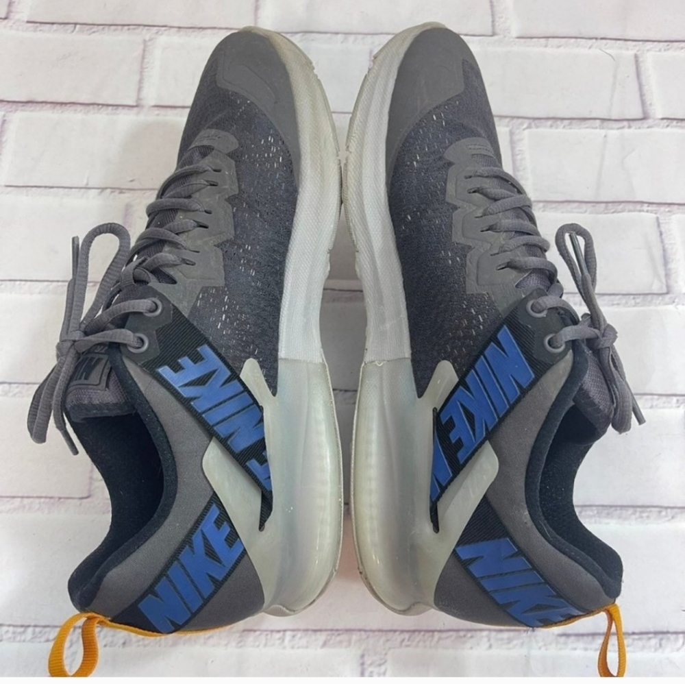 Nike shoes - Picture 5 of 9